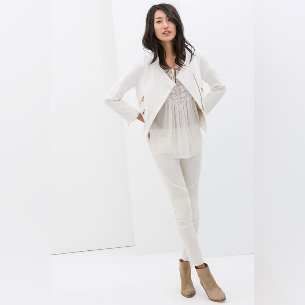 Zara Basic Size Large White Textured Full Zip Blazer Jacket